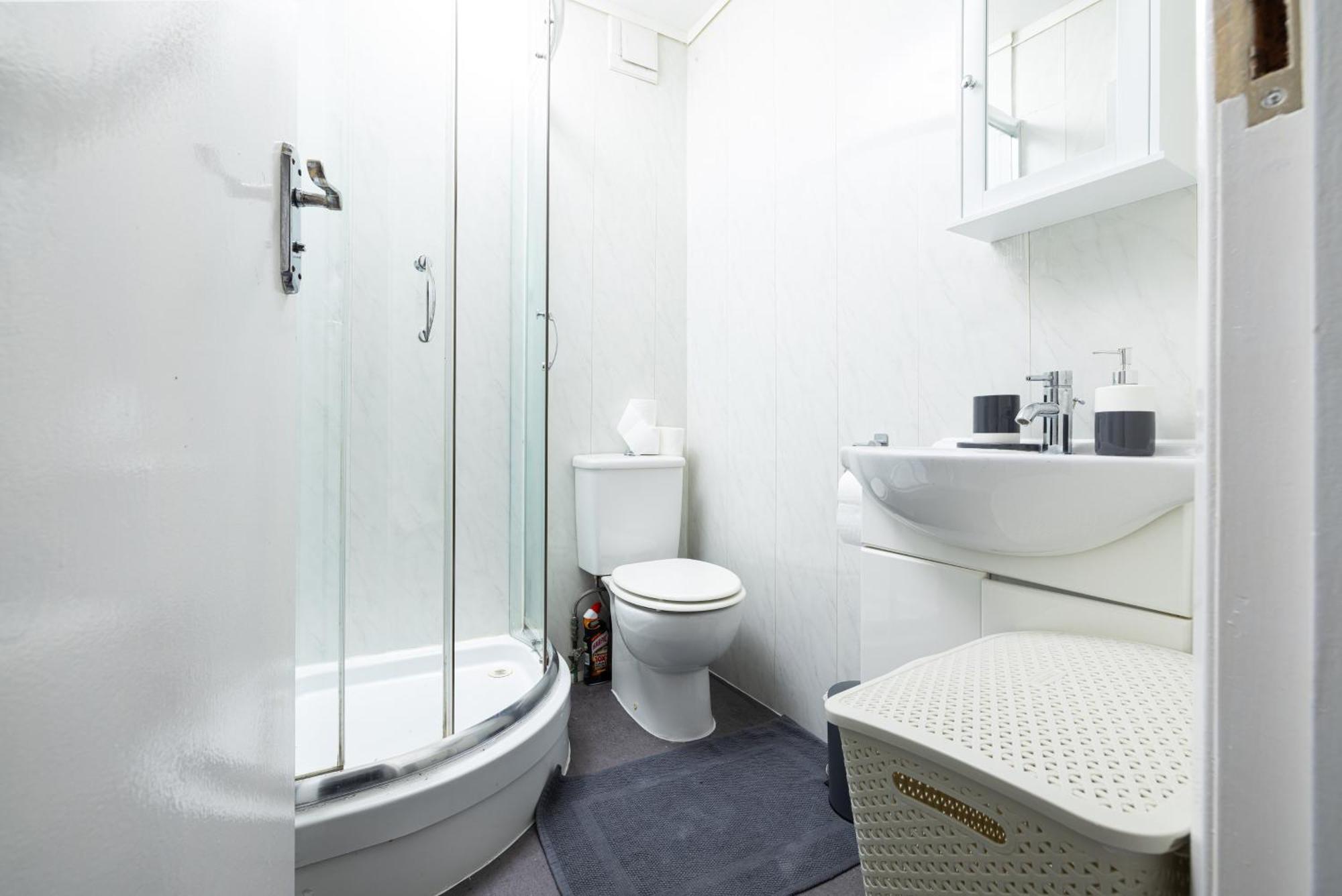 One Bedroom Apartment Opposite Brent Cross Station Londres Exterior foto